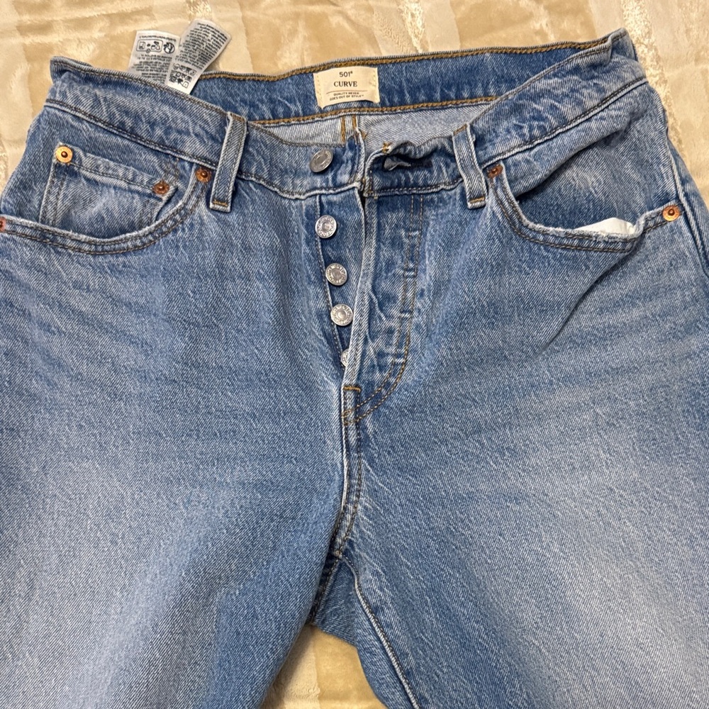 Levi's Straight Leg Blue Jeans - Picture 6 of 6